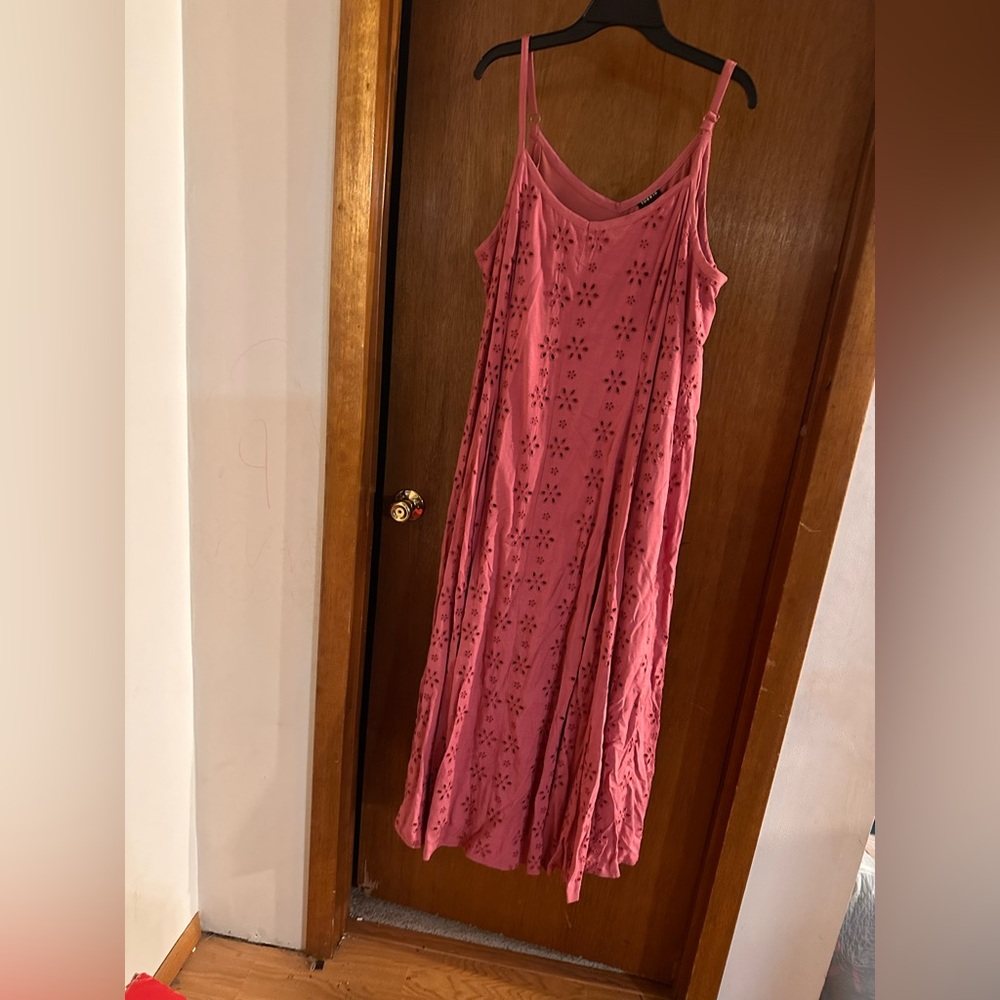 Torrid mauve maxi dress torrid size 2 (18/20) NWOT